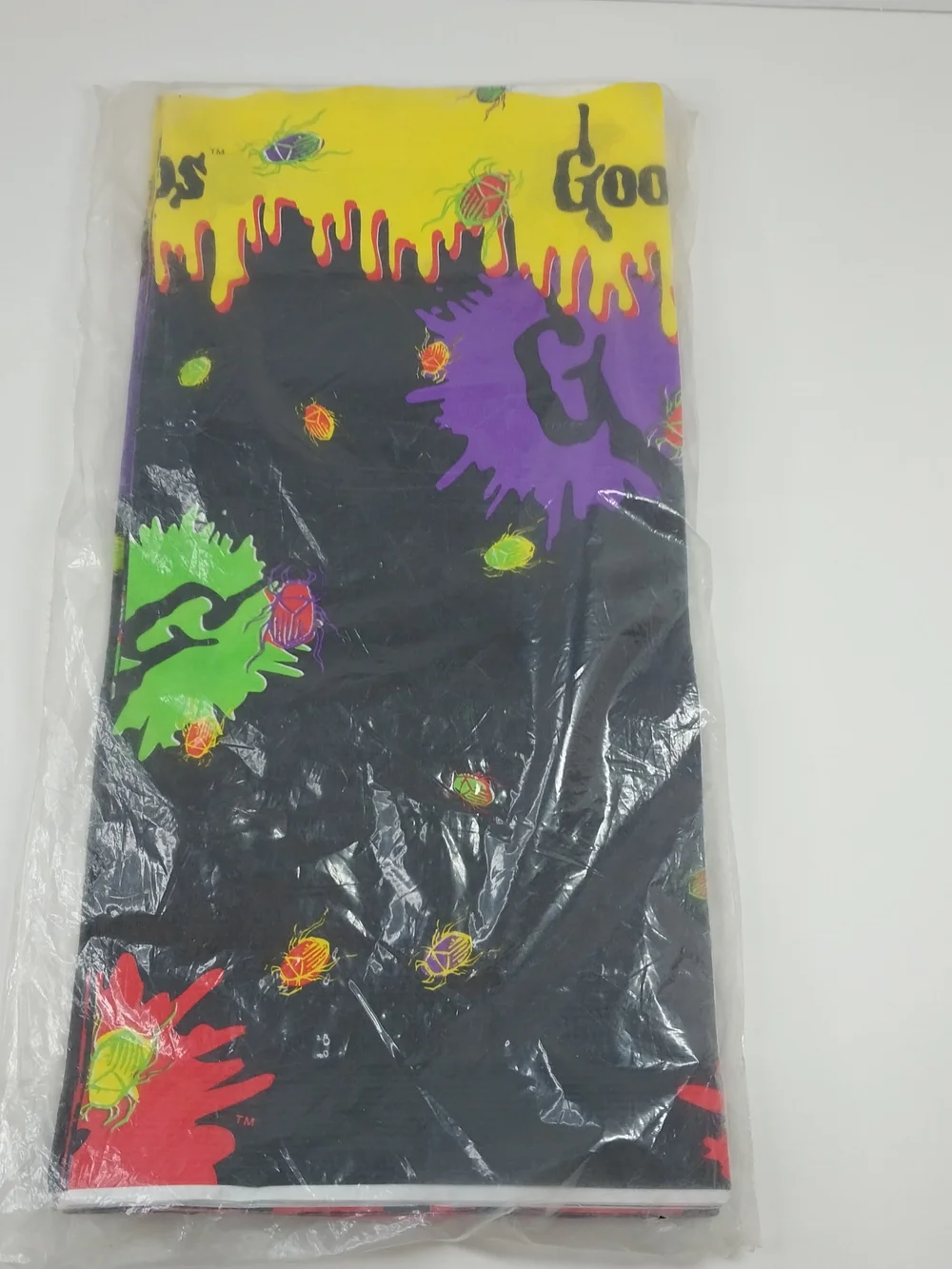 Vtg Goosebumps Table Cover Paper Hallmark 54
